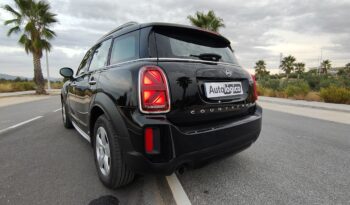 
										MINI COUNTRYMAN One D full									